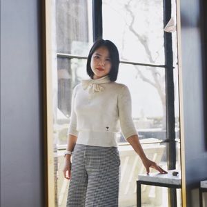 Meet your Posher, Yisi